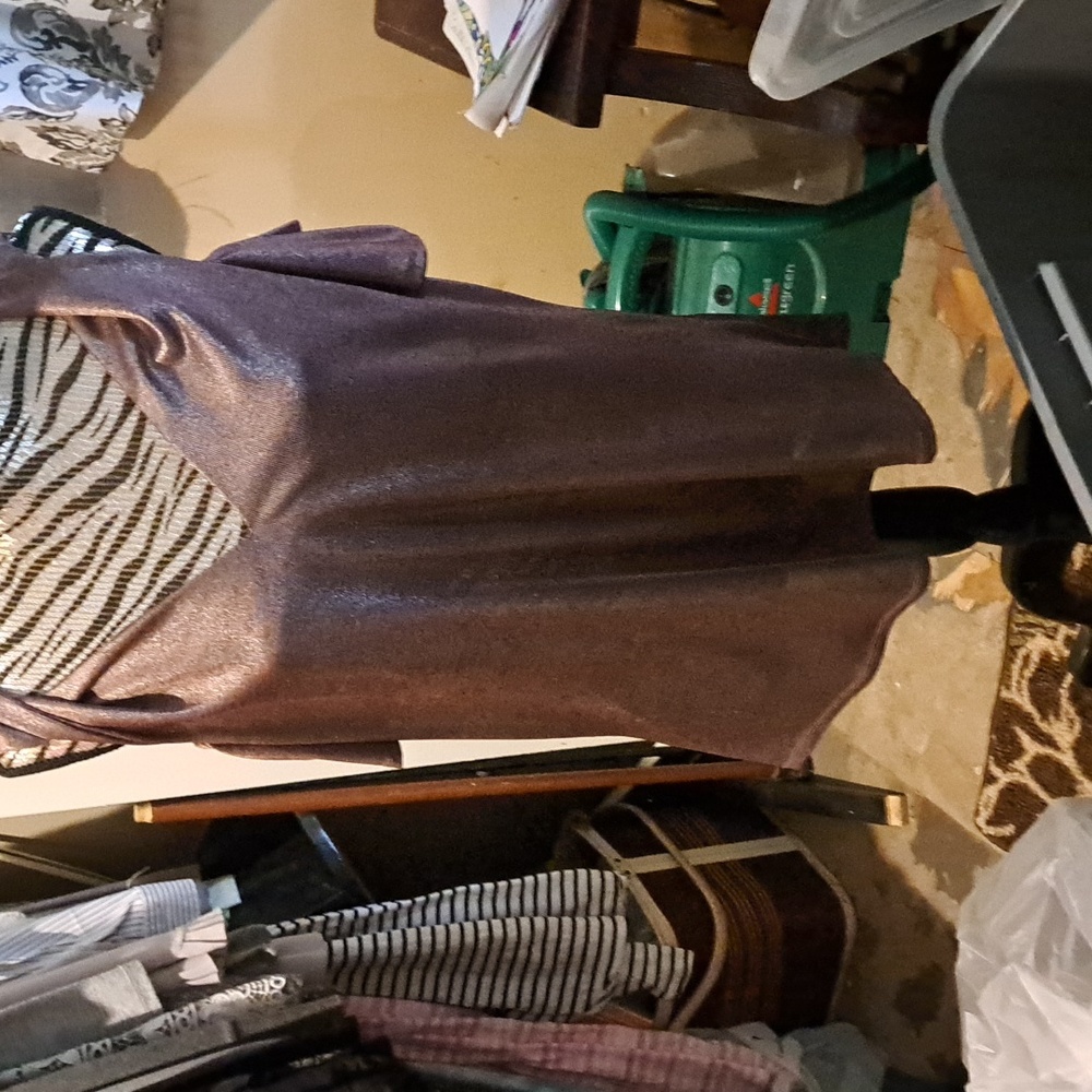Cold shoulder top